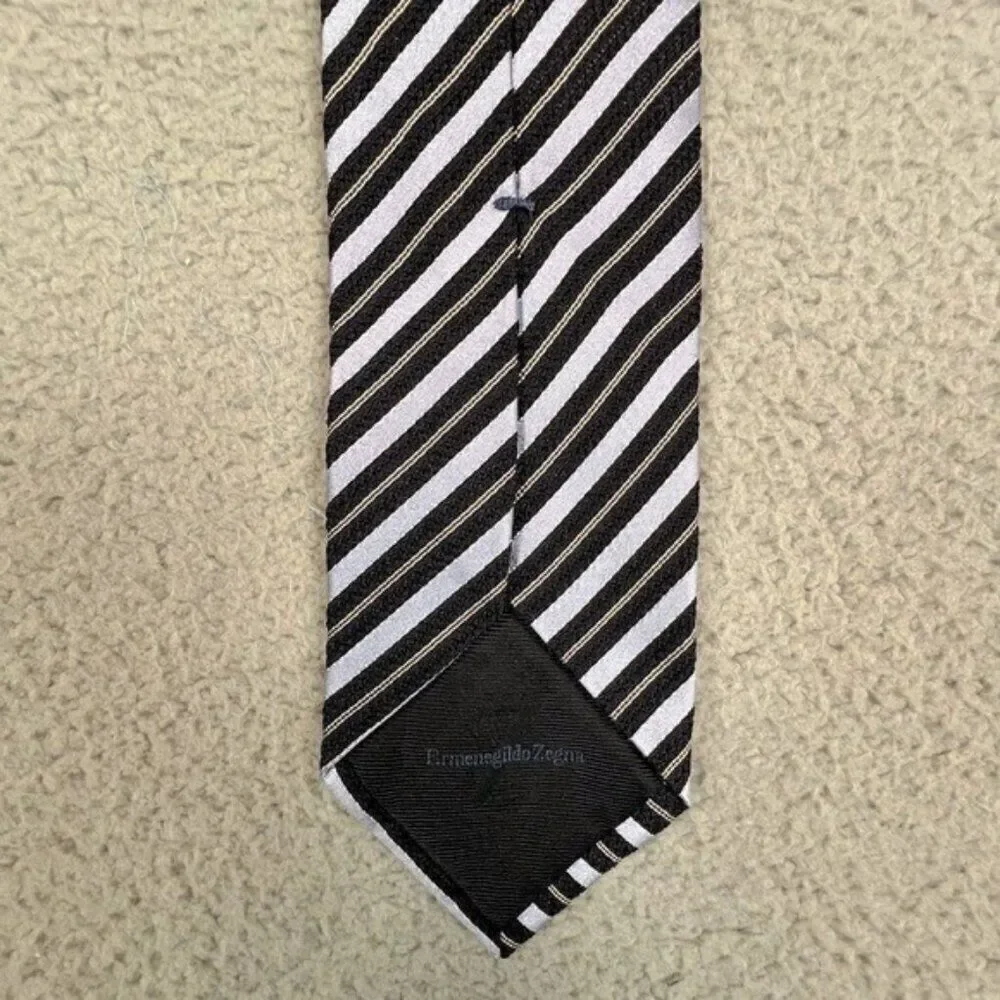 ERMENEGILDO ZEGNA MENS SILK TIE LIGHT AND DARK BLUE STRIPES